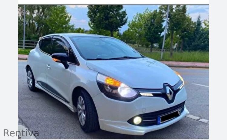 RENAULT Clio 2024