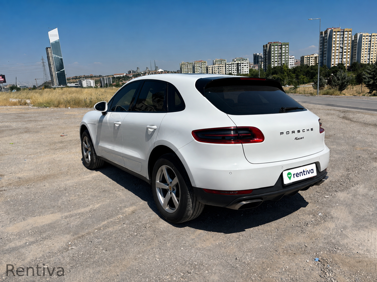 PORSCHE Macan 2017