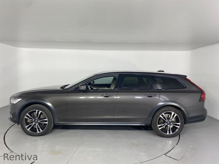 VOLVO V90 Cross Country 2020