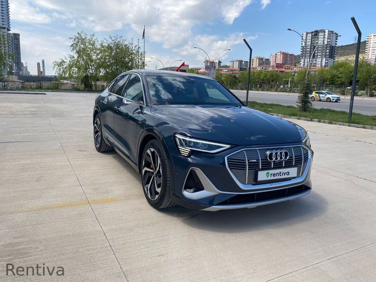 AUDI E-Tron 2020