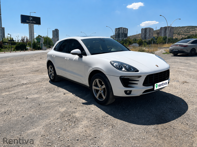 PORSCHE Macan 2017