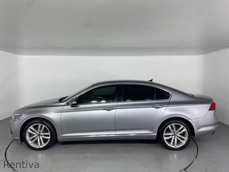 VOLKSWAGEN Passat 2021