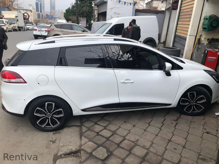 RENAULT Clio 2024
