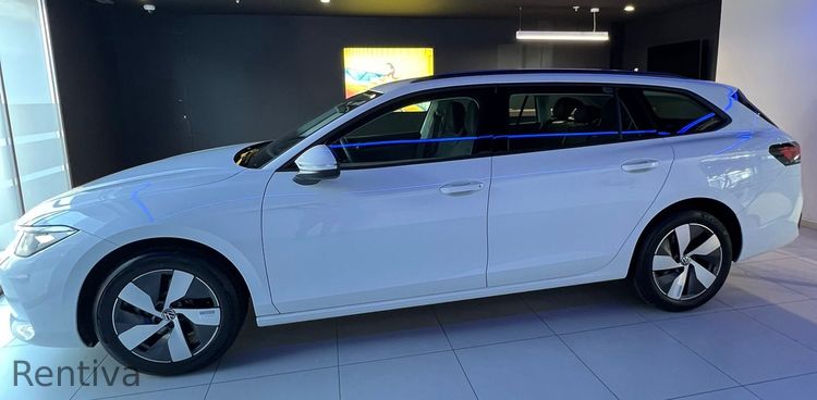 VOLKSWAGEN Passat 2025